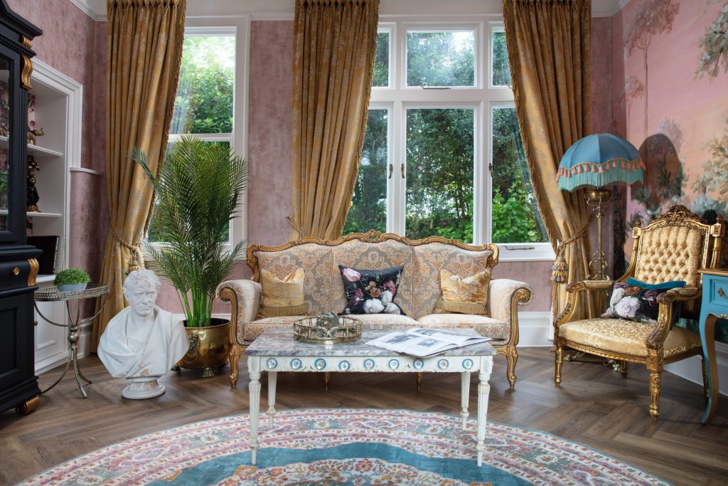victorian interior design sitting room