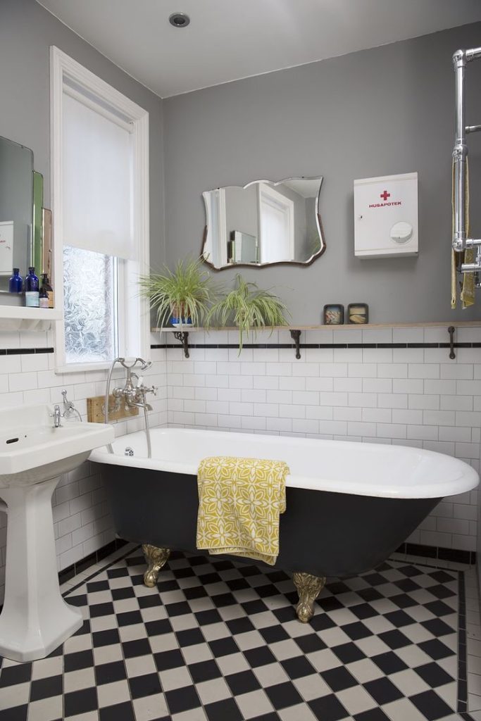 Edwardian bathroom with black and white tiles